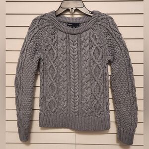 Gap Kids Gray Cable Knit Sweater Size S(6-7)